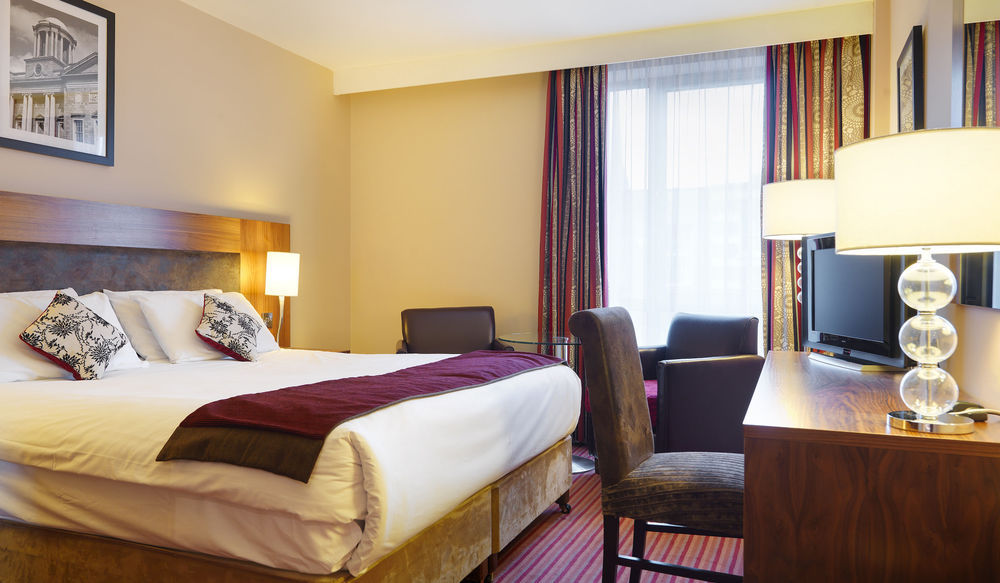 Maldron Hotel Parnell Square Dublín Habitación foto